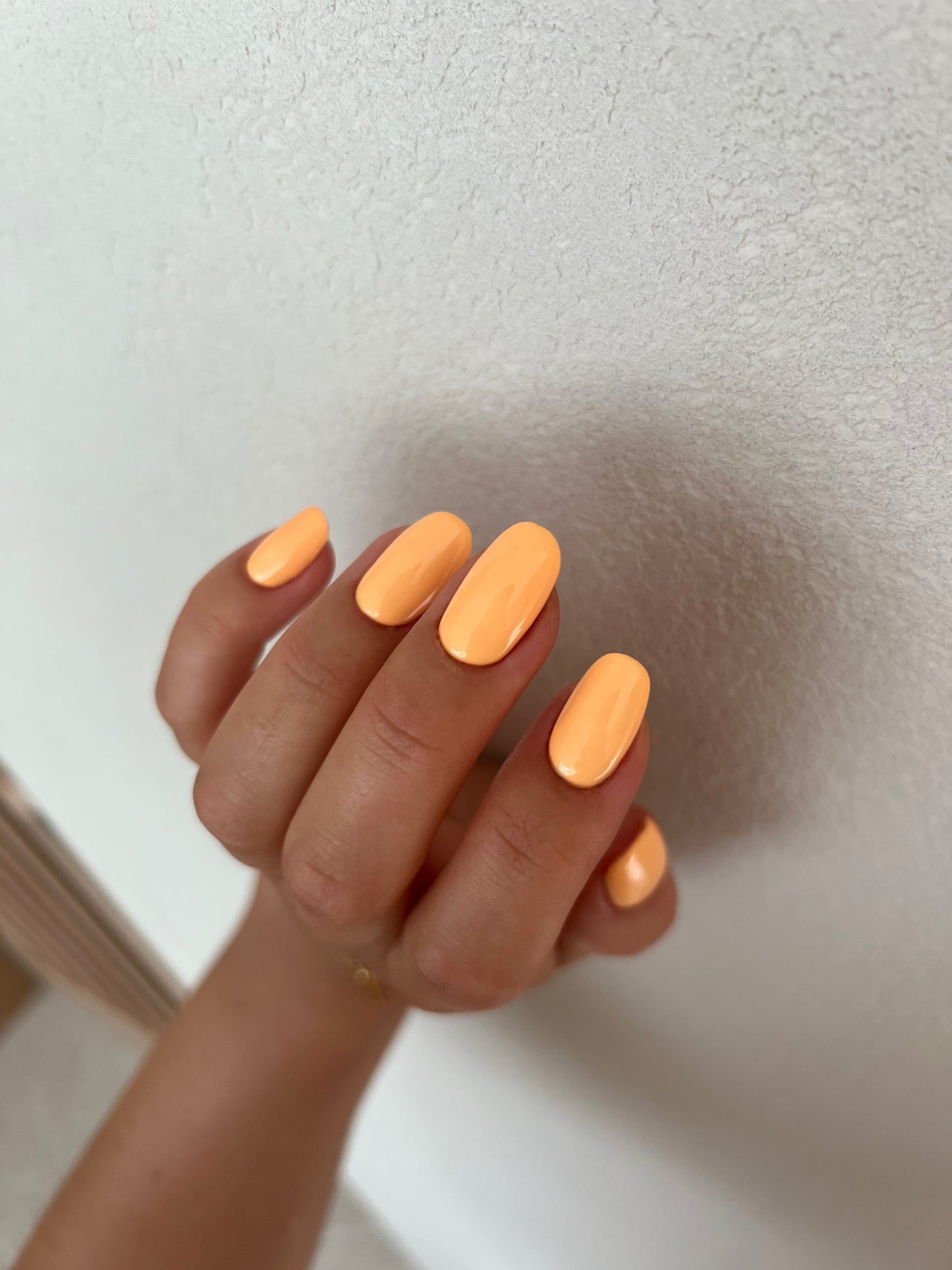Honey Love - Gelinis lakas 8ml (Be TPO)