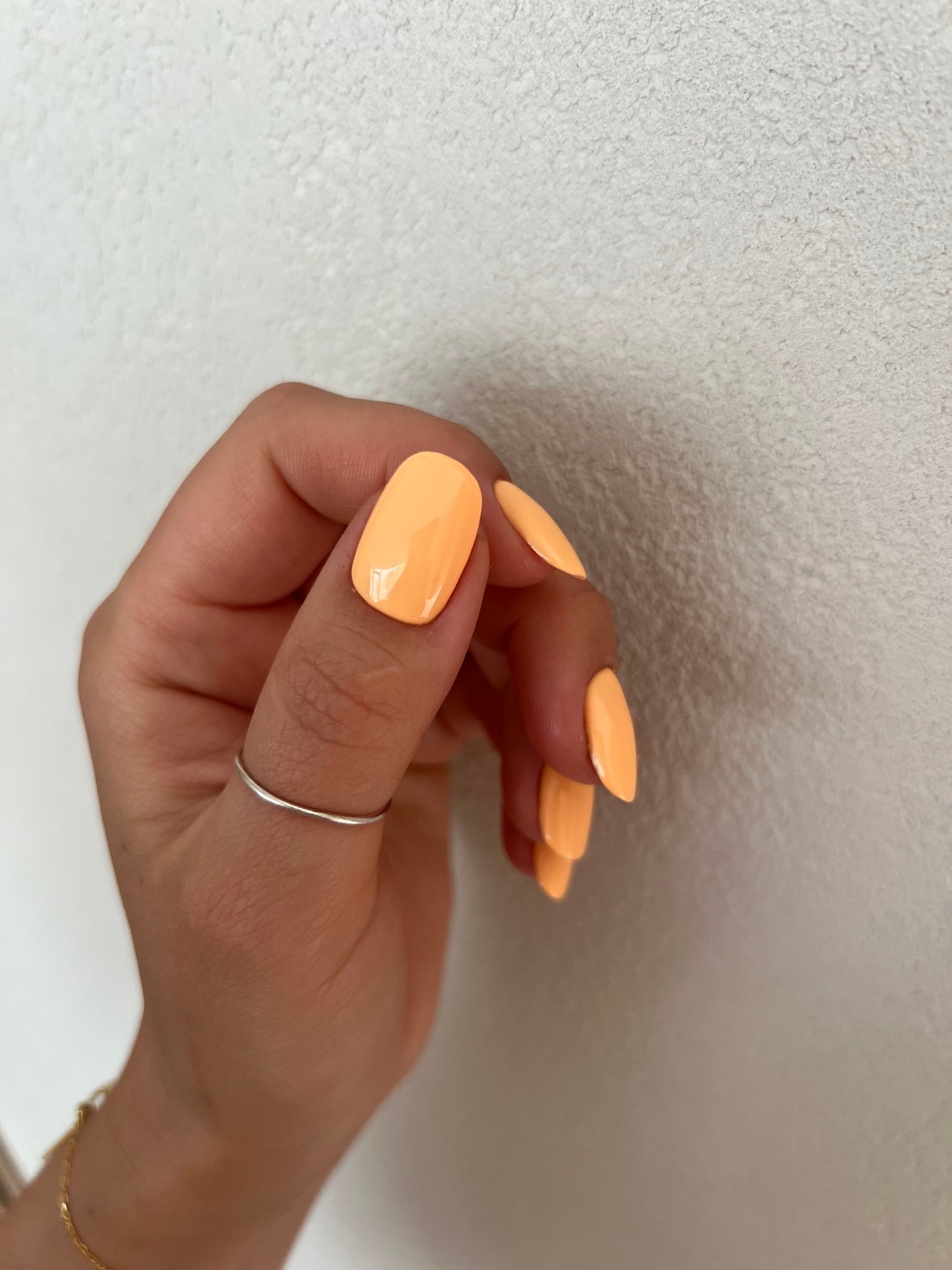 Honey Love - Gelinis lakas 8ml (Be TPO)